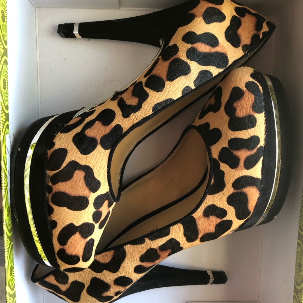 Gianni Bini leopard dyed cow hair shoes.